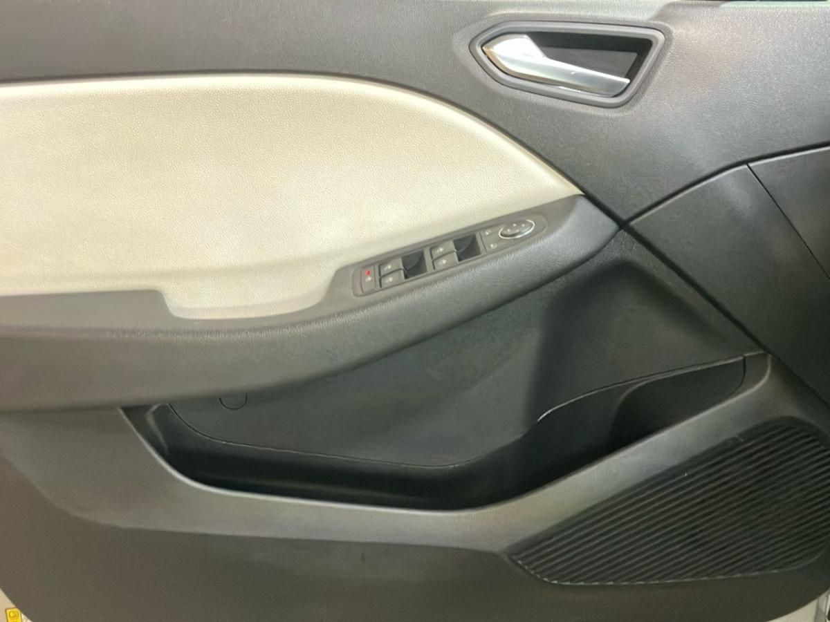 renault-clio-2023-gasolina-999cc