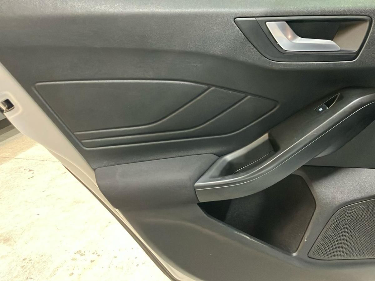 ford-focus-sw-2018-gasolina-998cc