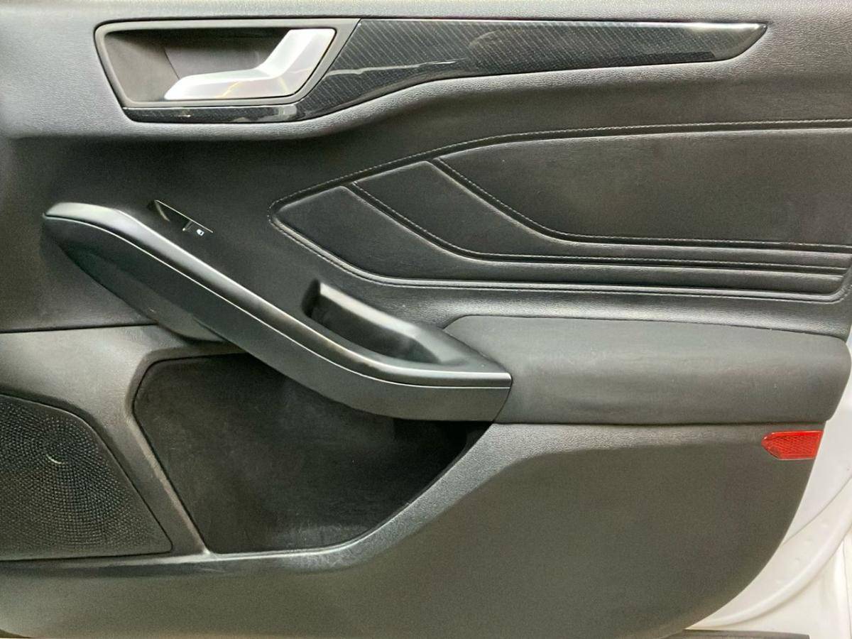 ford-focus-sw-2018-gasolina-998cc