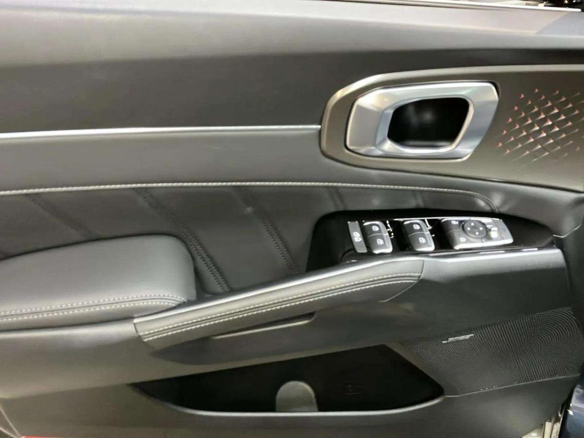 kia-sorento-2024-hibrido-a-gasolina-1598cc