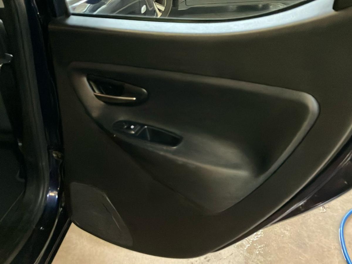 lancia-ypsilon-2016-gasolina-1242cc