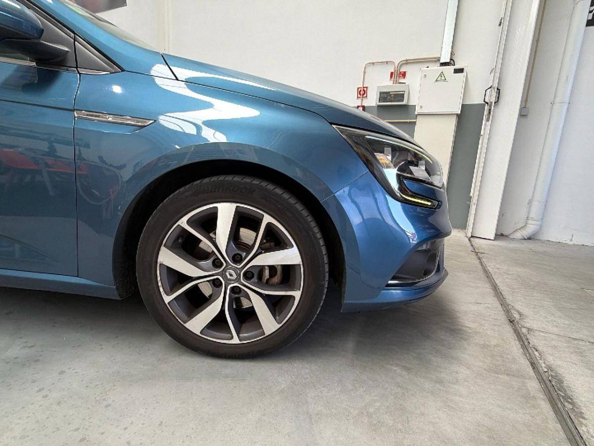 renault-megane-sport-tourer-2016-diesel-1598cc
