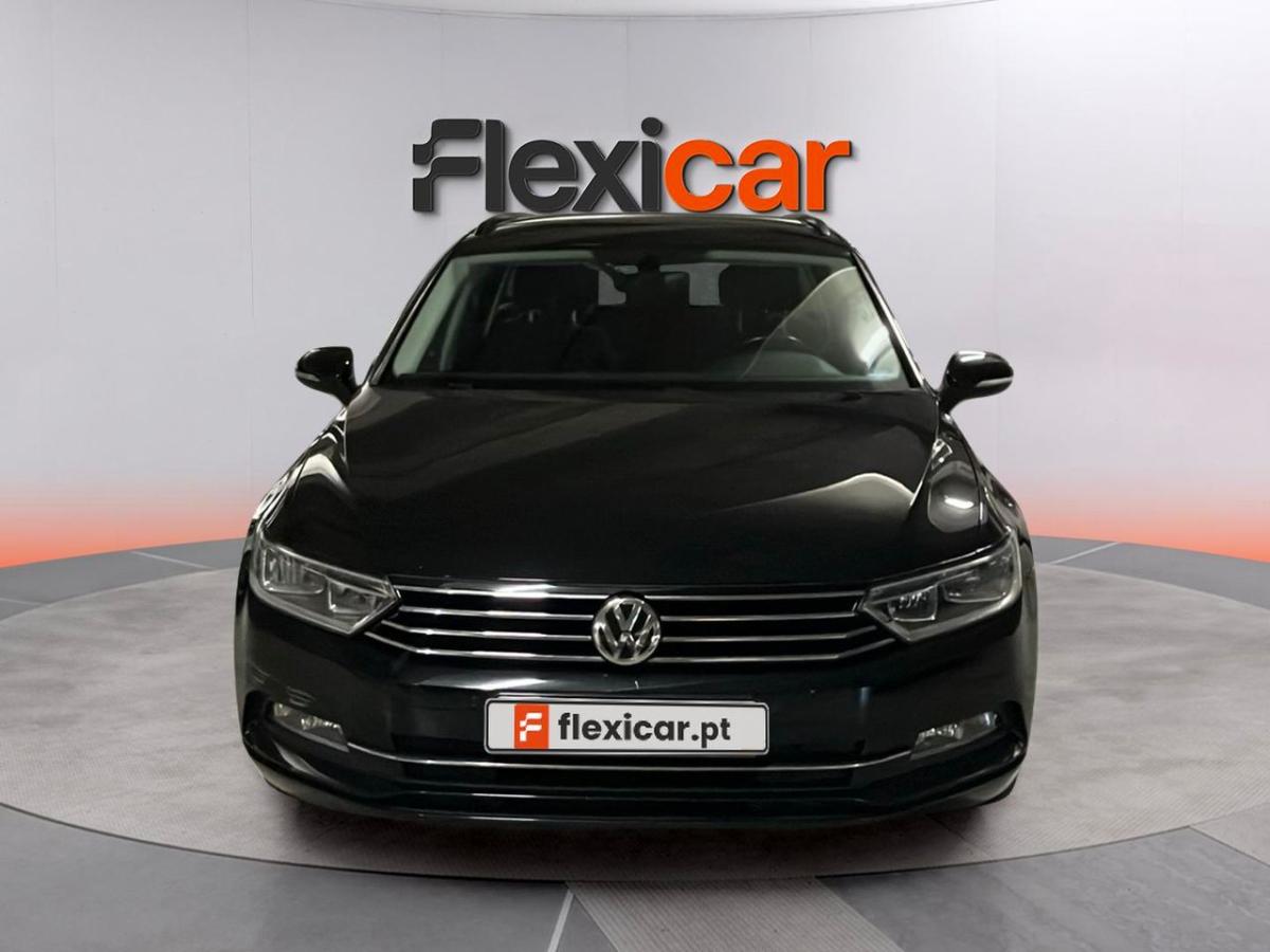 volkswagen-passat-2017-diesel-1598cc