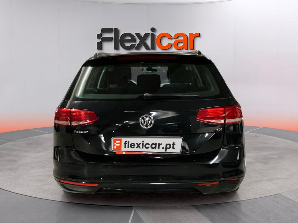 volkswagen-passat-2017-diesel-1598cc