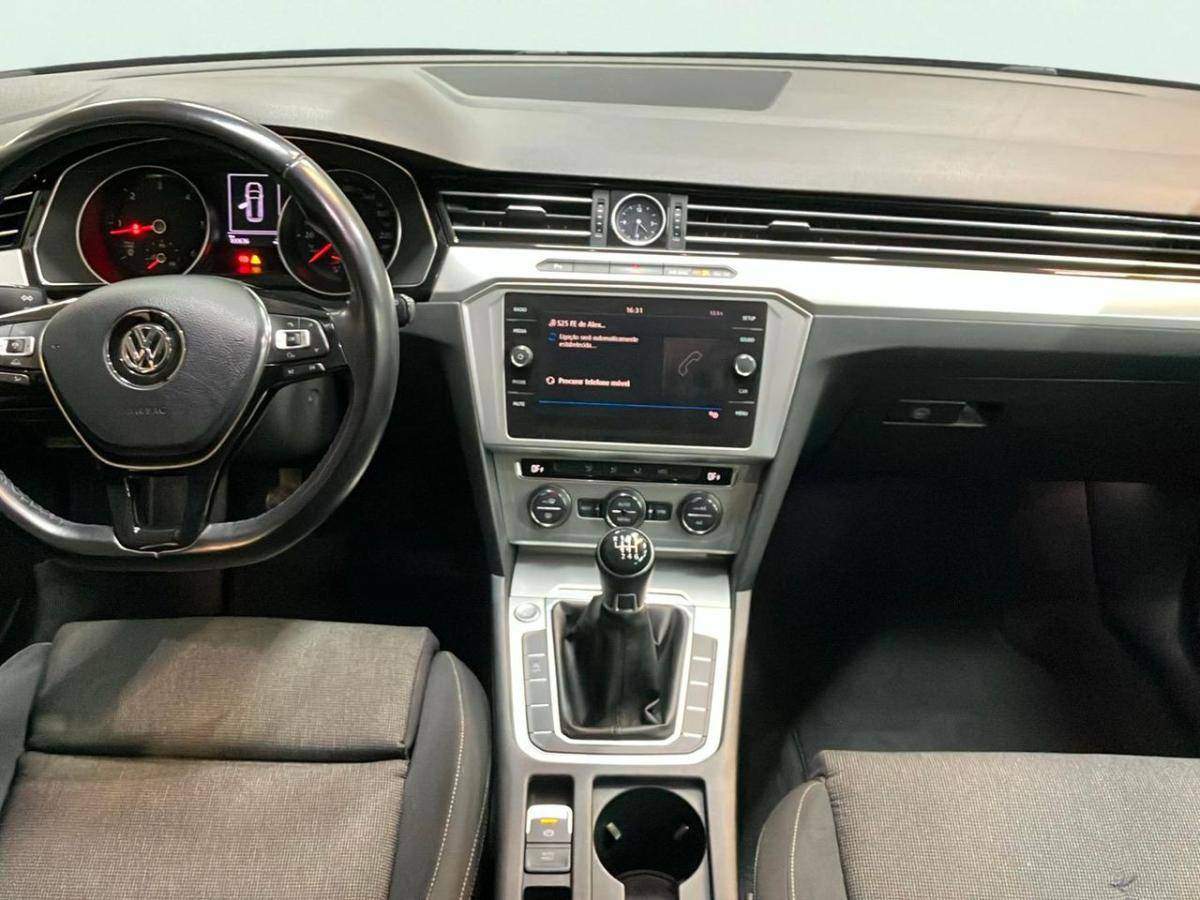 volkswagen-passat-2017-diesel-1598cc