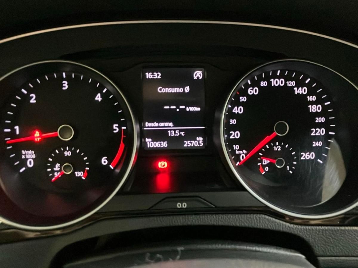 volkswagen-passat-2017-diesel-1598cc