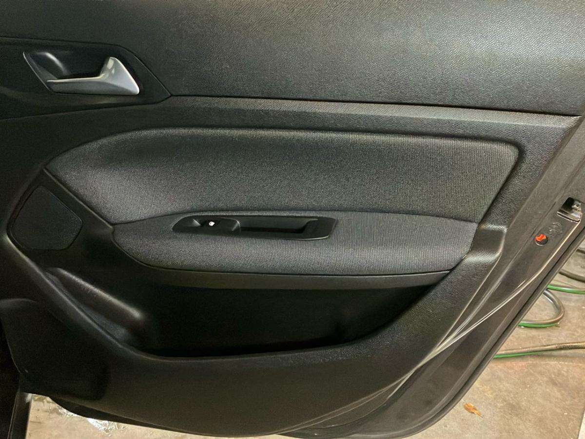 peugeot-308-2019-diesel-1499cc