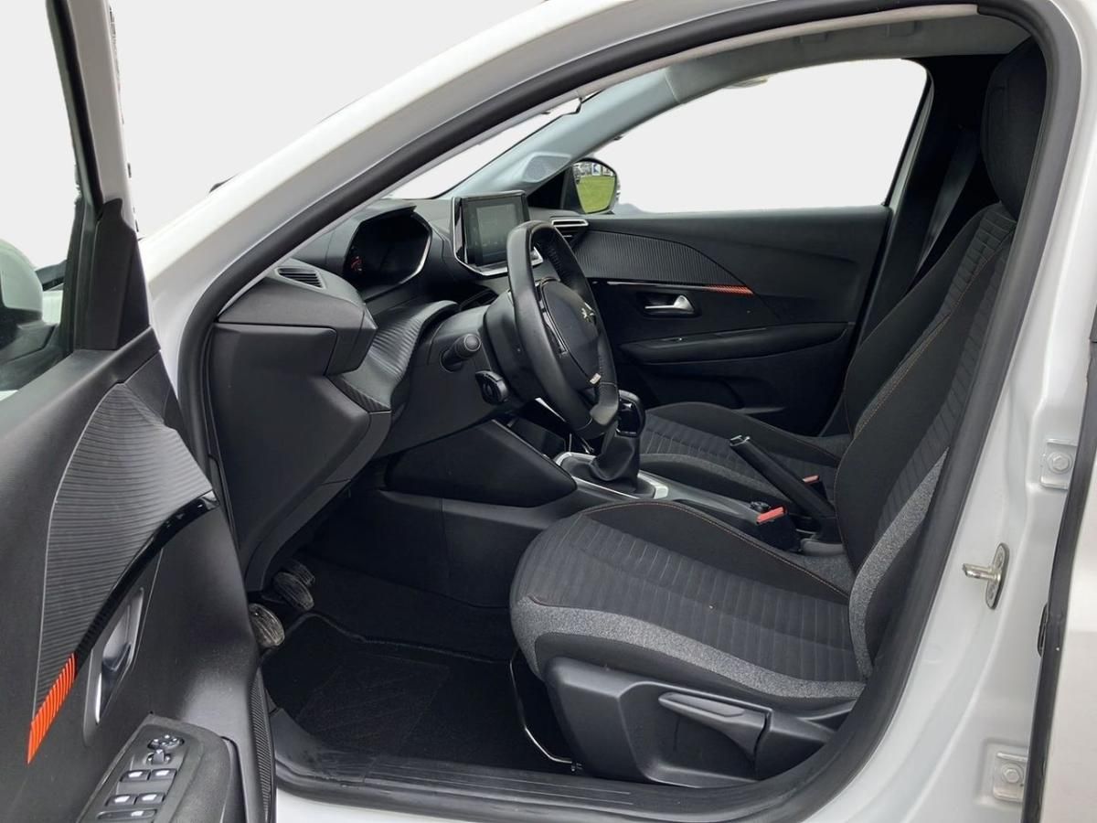 peugeot-208-2021-gasolina-1199cc
