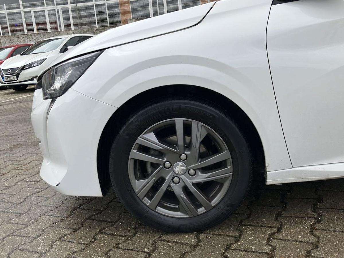 peugeot-208-2021-gasolina-1199cc