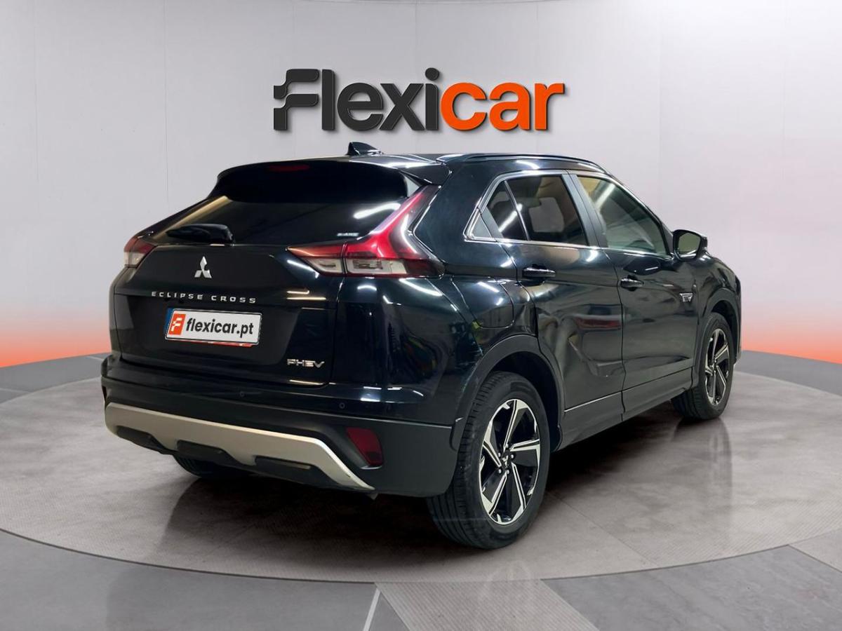 mitsubishi-eclipse-cross-2022-hibrido-a-gasolina-2360cc