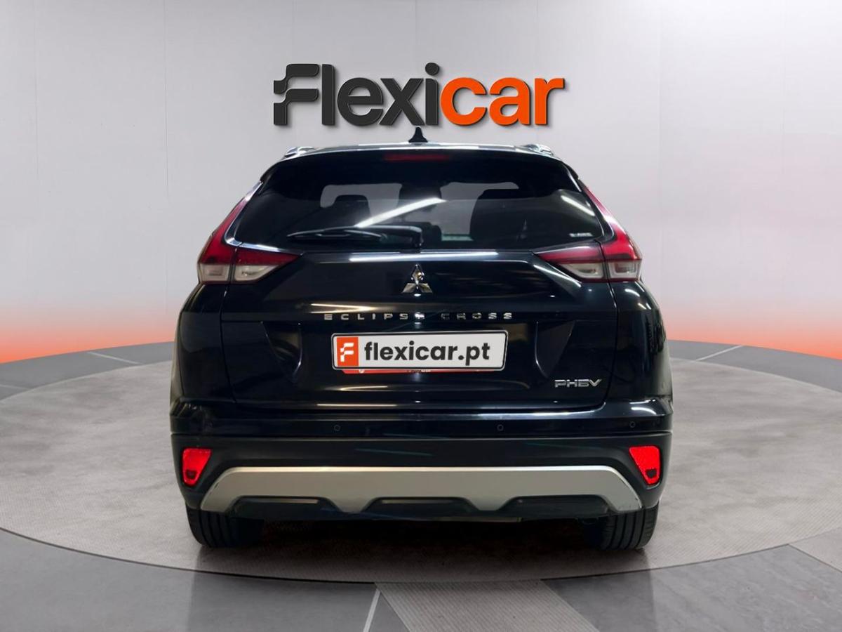 mitsubishi-eclipse-cross-2022-hibrido-a-gasolina-2360cc