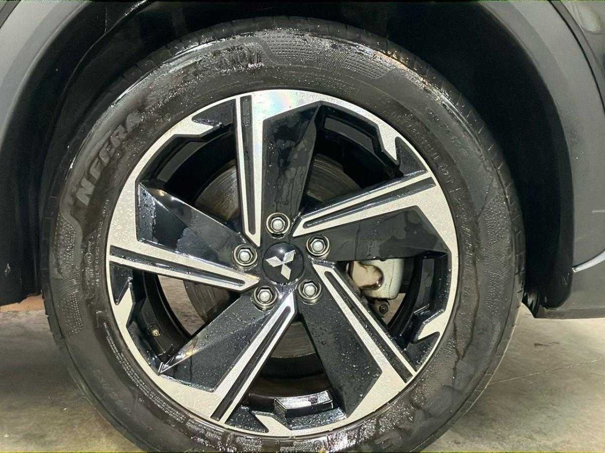 mitsubishi-eclipse-cross-2022-hibrido-a-gasolina-2360cc