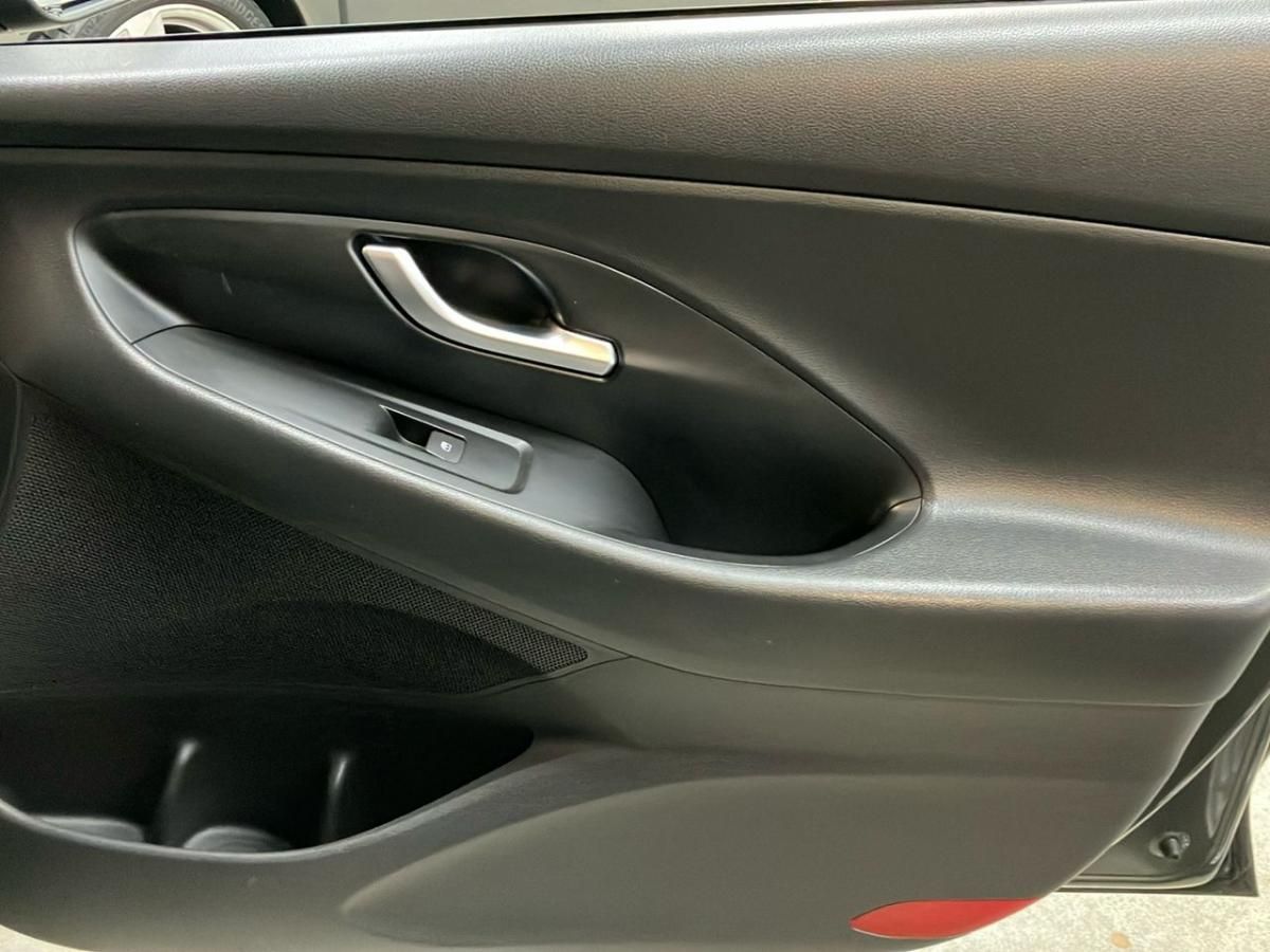 hyundai-i30-2021-gasolina-998cc