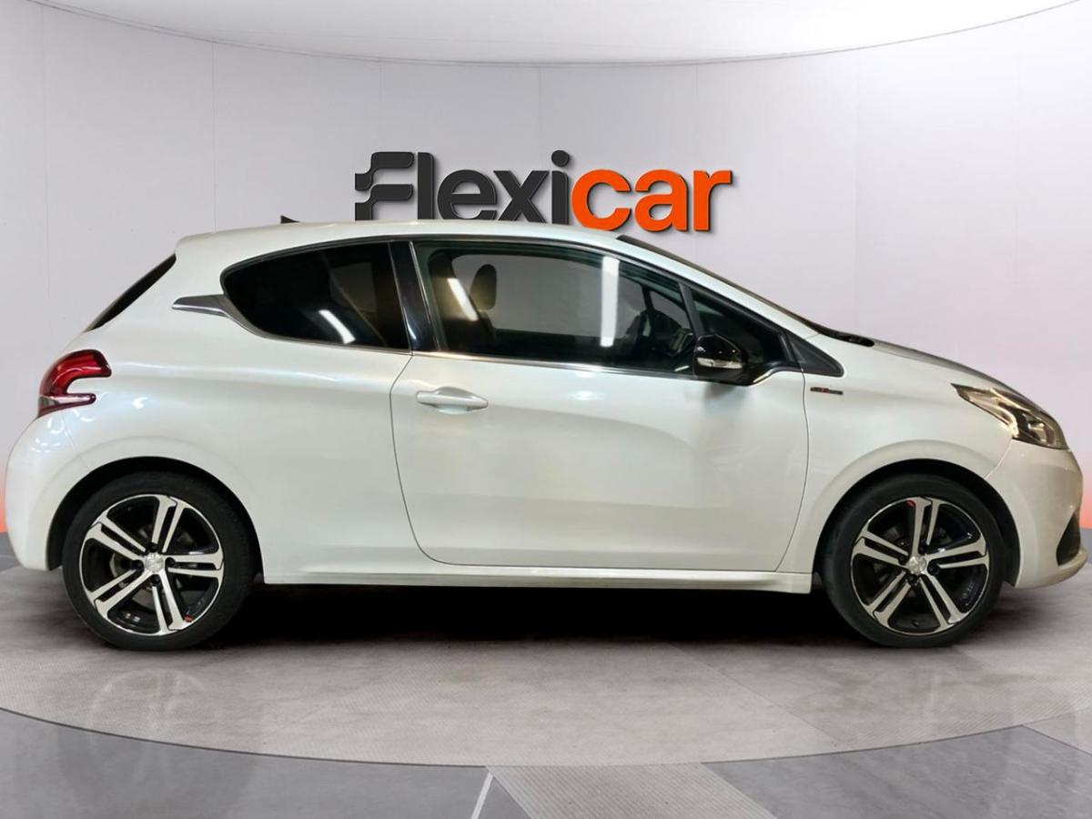 peugeot-208-2016-gasolina-1199cc