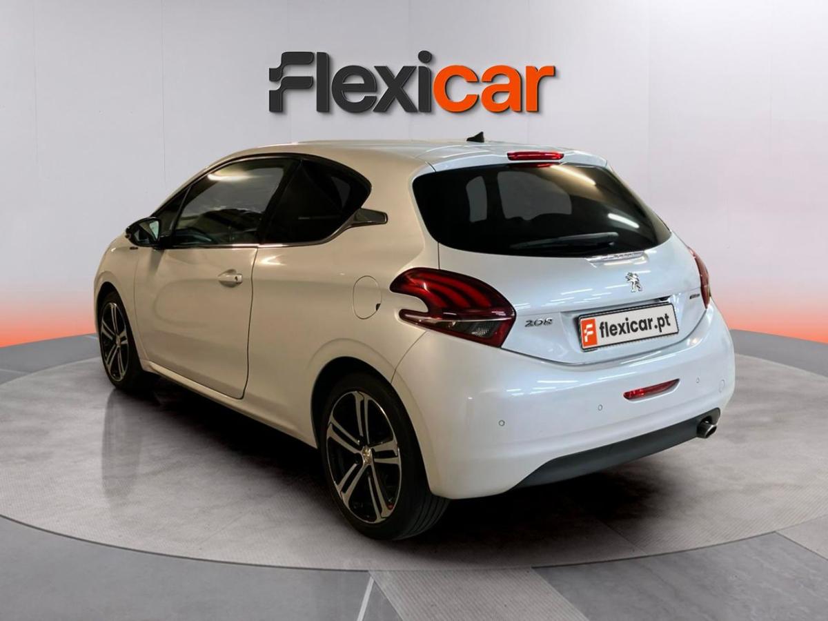 peugeot-208-2016-gasolina-1199cc