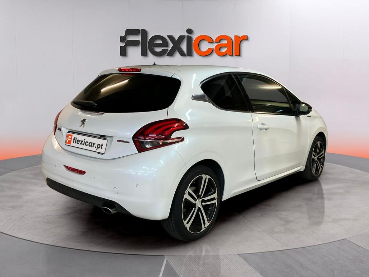 peugeot-208-2016-gasolina-1199cc