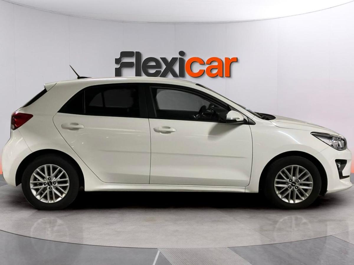 kia-rio-2022-gasolina-998cc