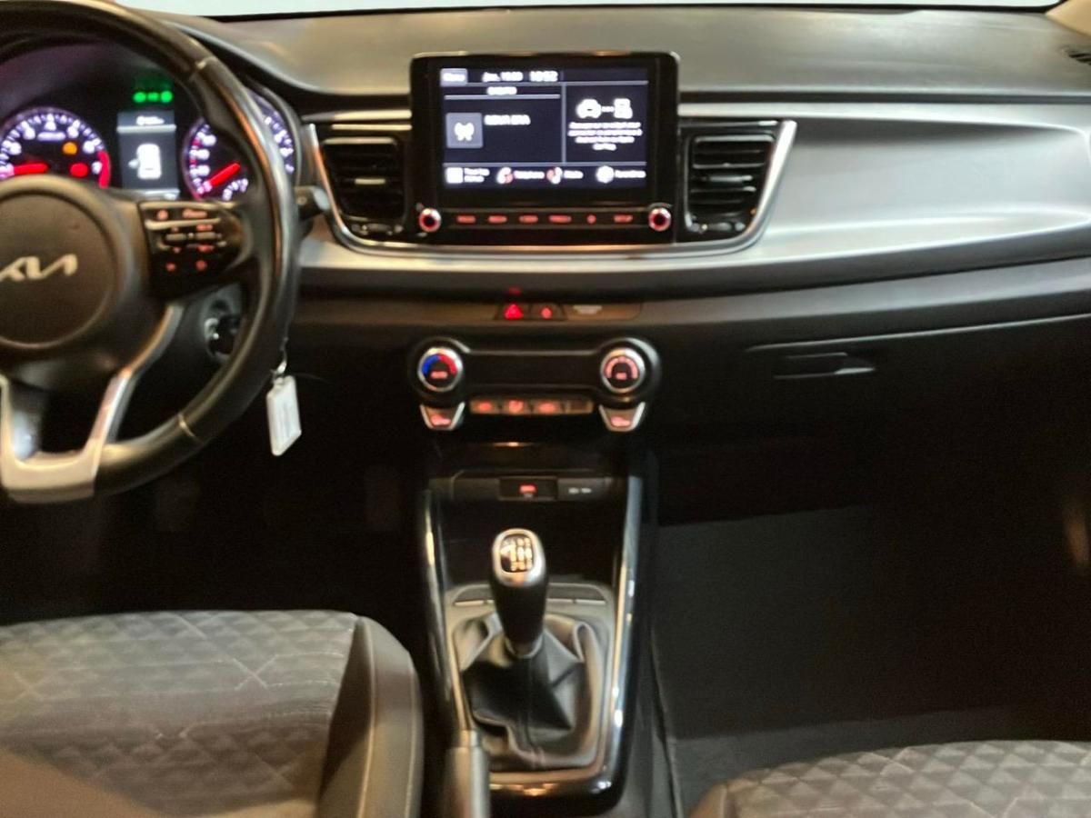 kia-rio-2022-gasolina-998cc