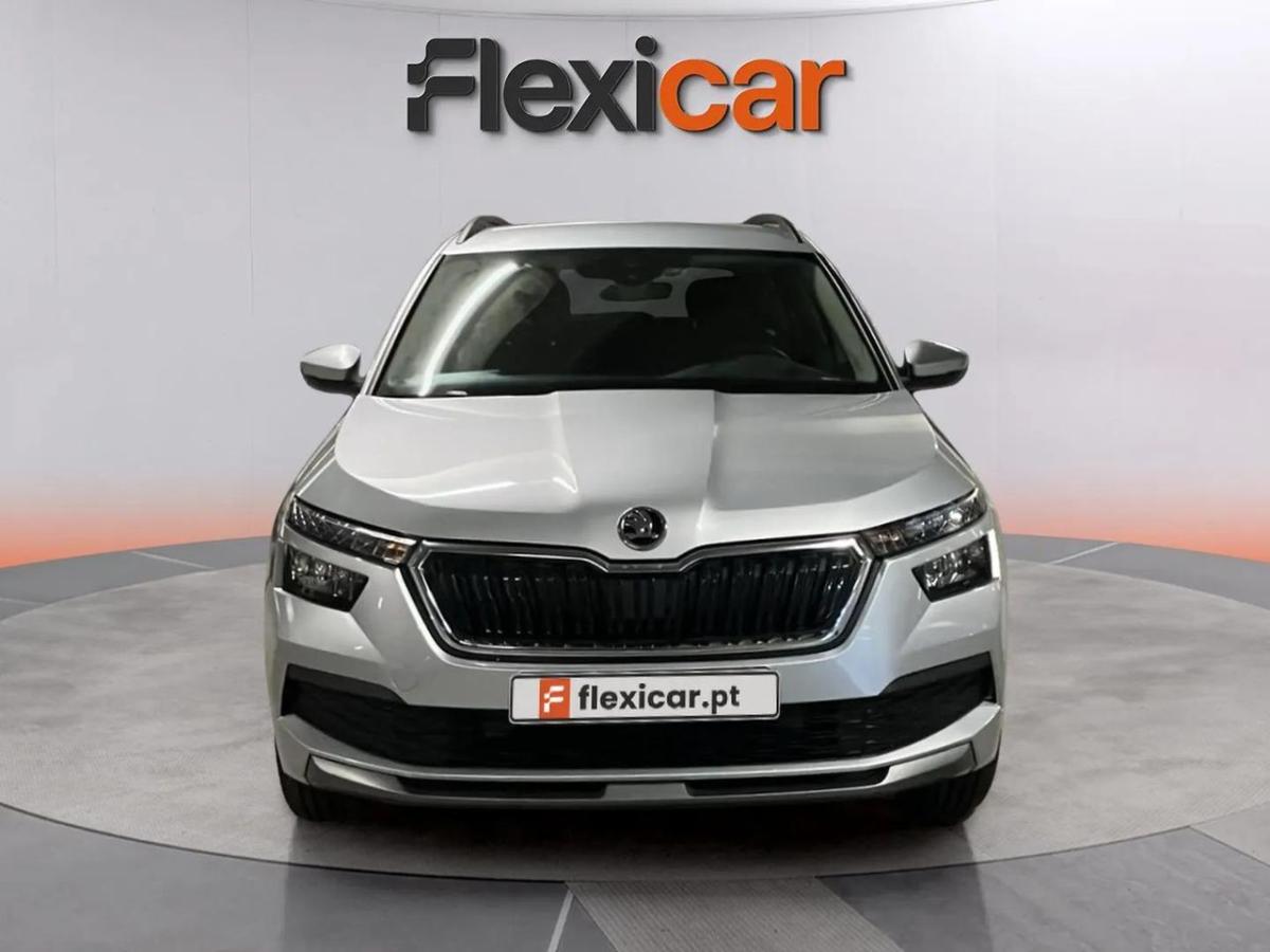 skoda-kamiq-2023-gasolina-999cc