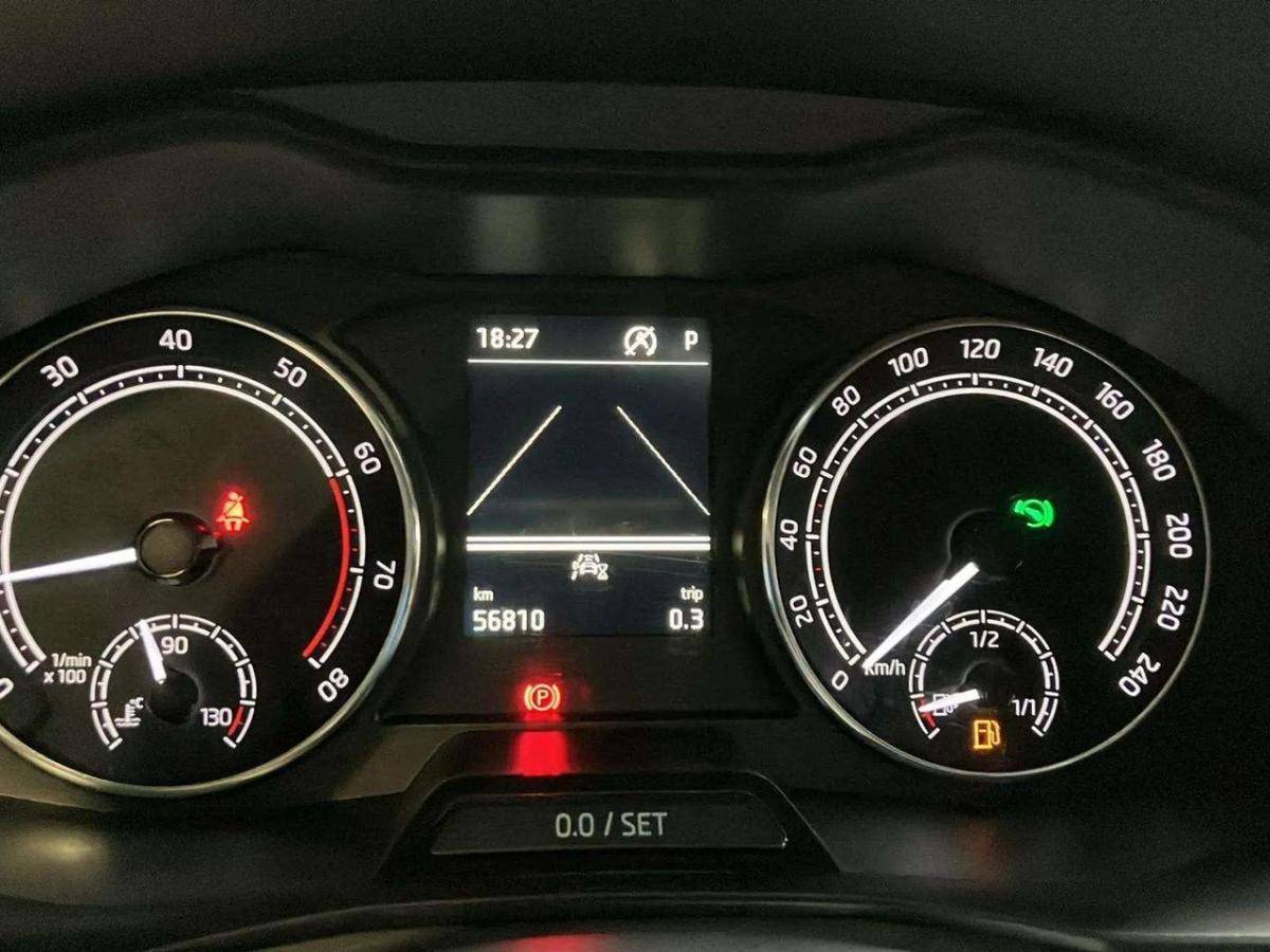 skoda-kamiq-2023-gasolina-999cc