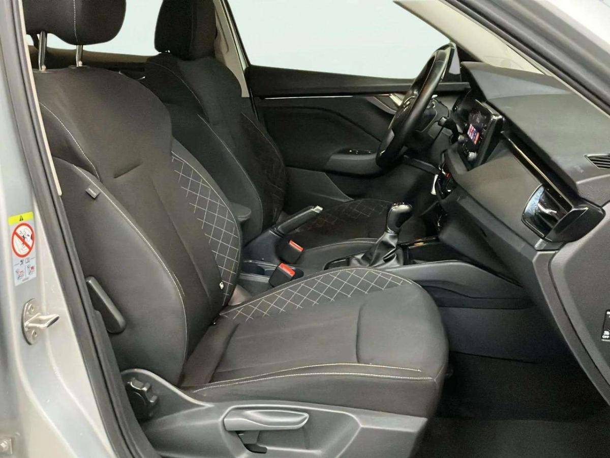 skoda-kamiq-2023-gasolina-999cc