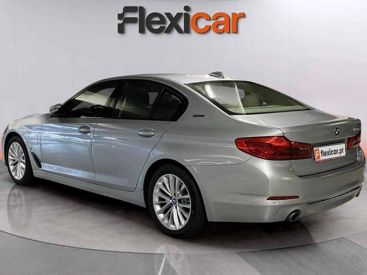 bmw-serie-5-2019-hibrido-a-gasolina-1998cc