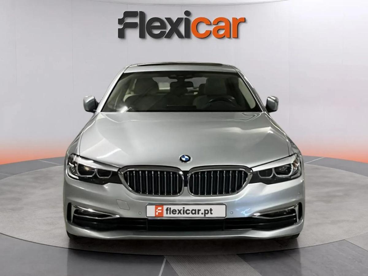 bmw-serie-5-2019-hibrido-a-gasolina-1998cc