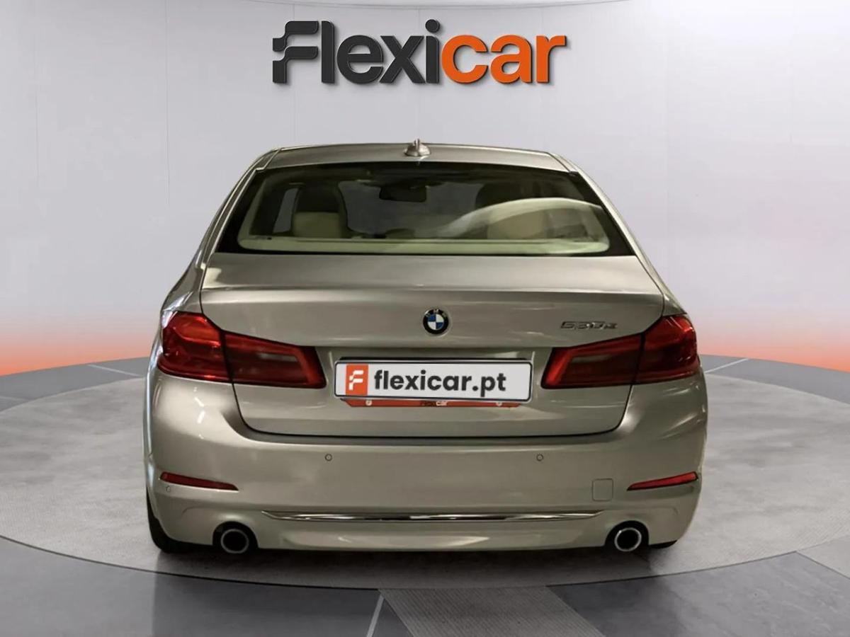bmw-serie-5-2019-hibrido-a-gasolina-1998cc