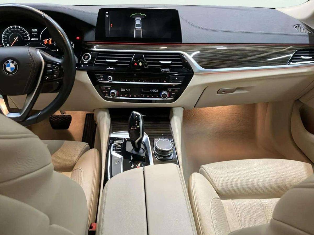 bmw-serie-5-2019-hibrido-a-gasolina-1998cc