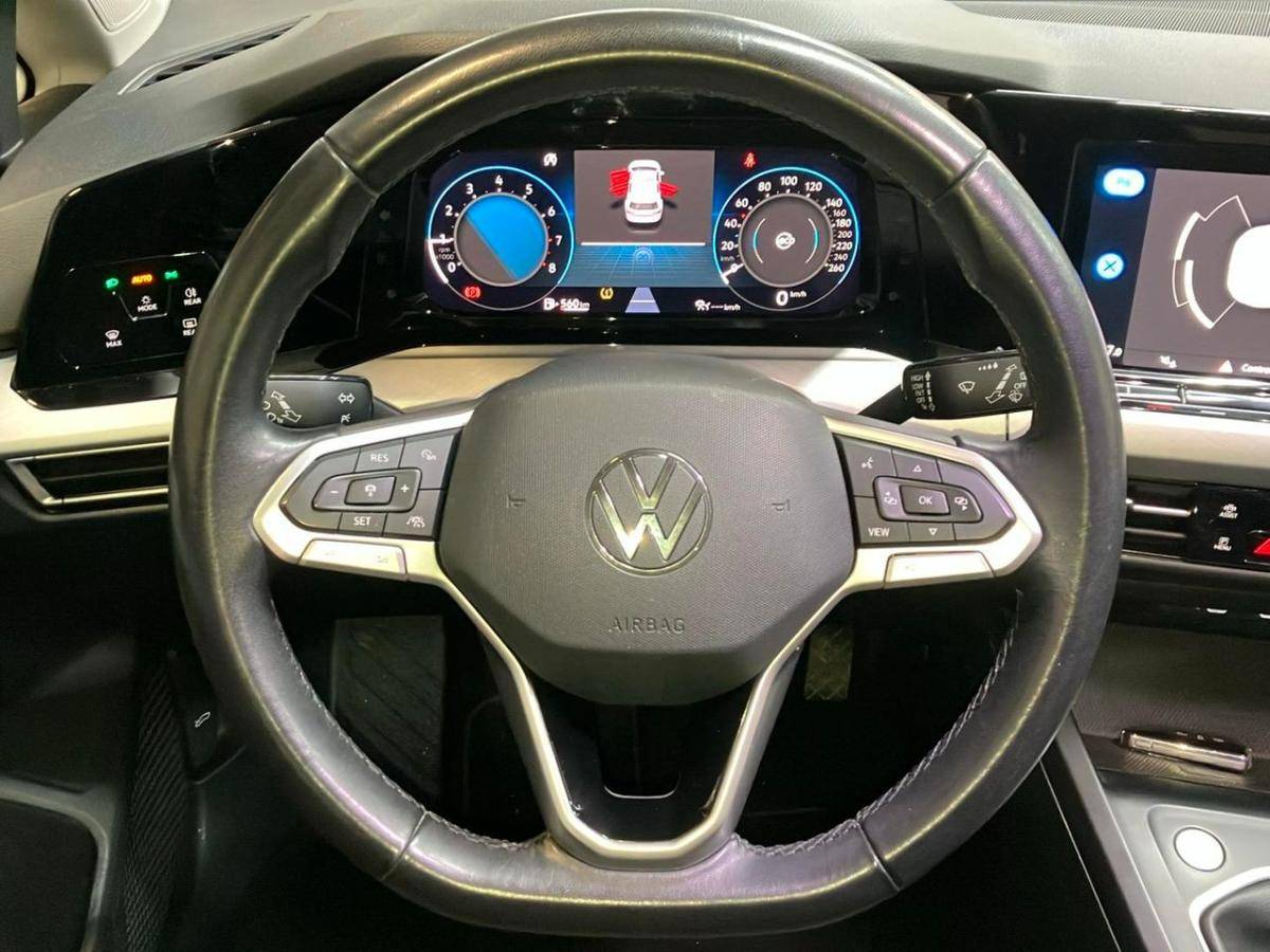 volkswagen-golf-2023-gasolina-999cc