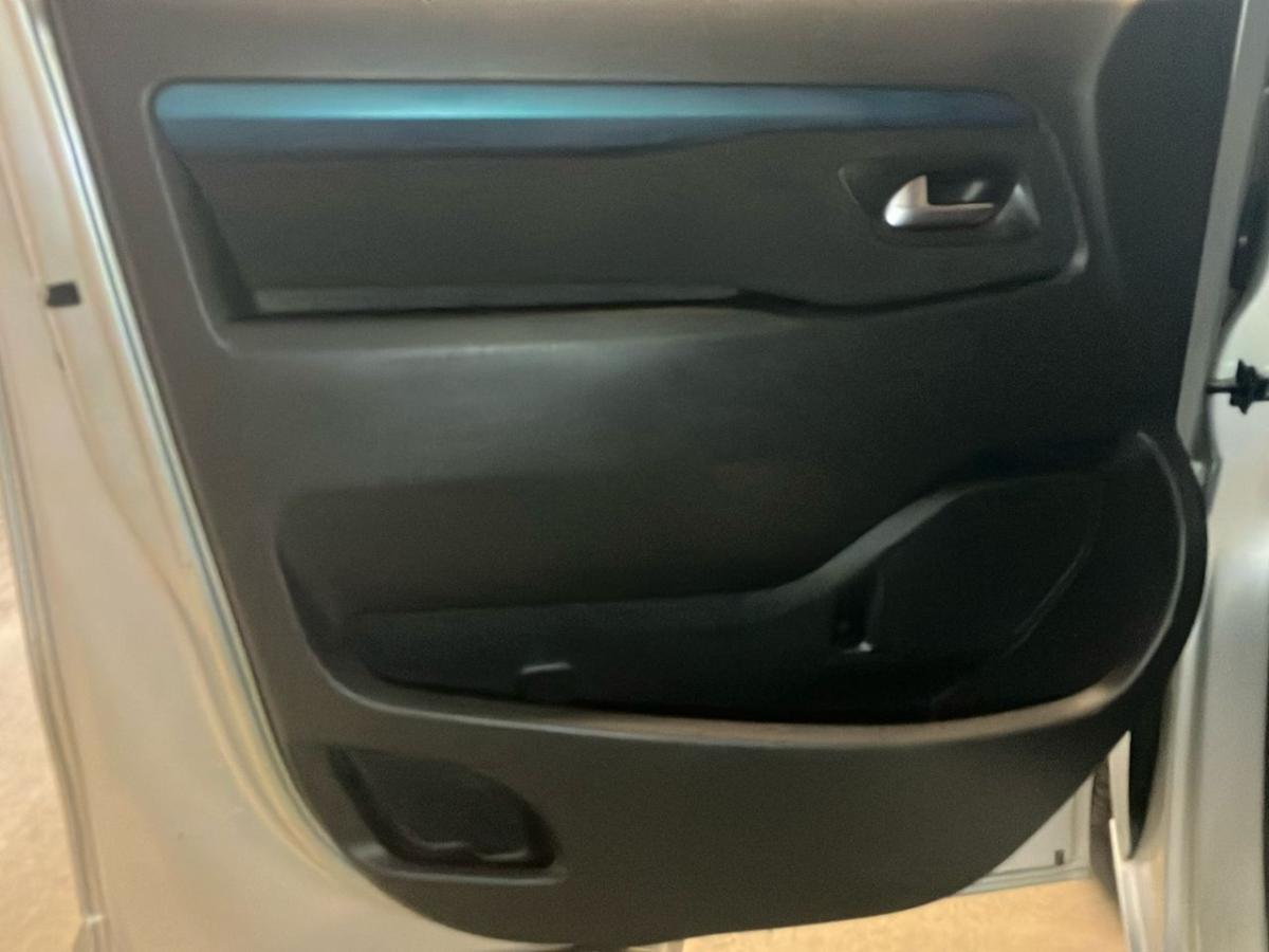 peugeot-traveller-2019-diesel-1997cc