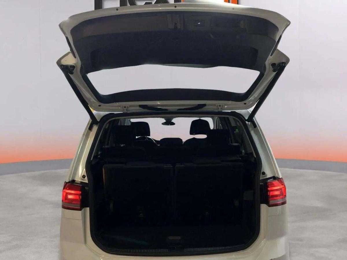 volkswagen-touran-2022-gasolina-1498cc