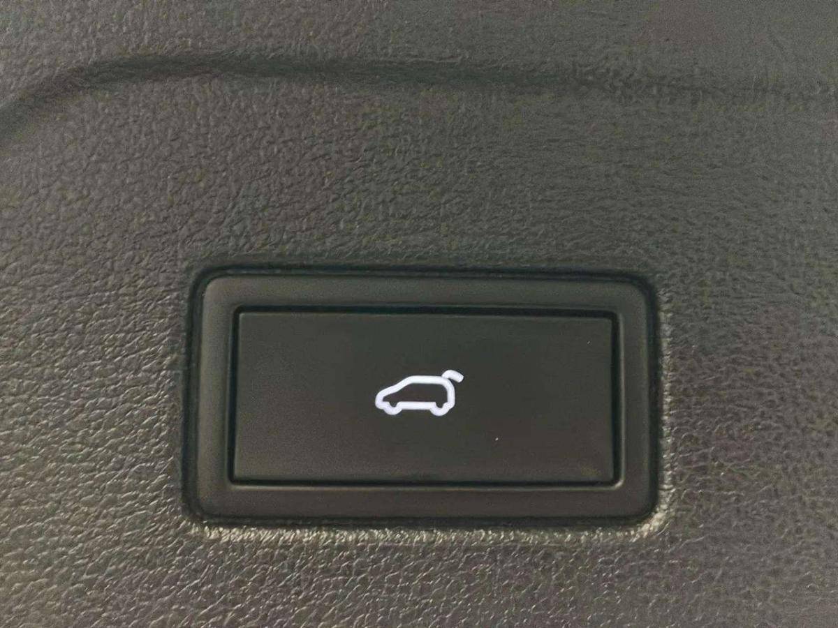 volkswagen-touran-2022-gasolina-1498cc