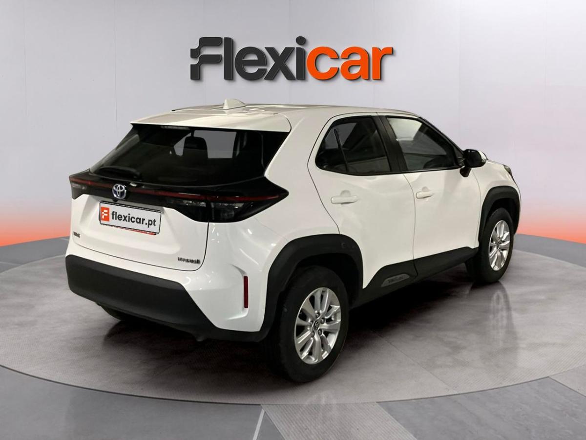 toyota-yaris-cross-2022-hibrido-a-gasolina-1490cc