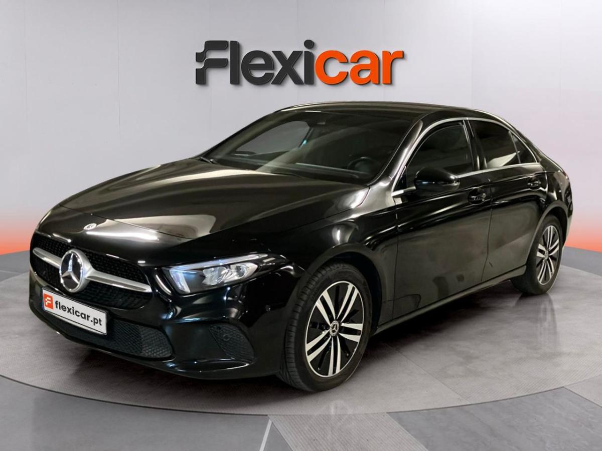 mercedes-benz-classe-a-2022-hibrido-a-gasolina-1332cc