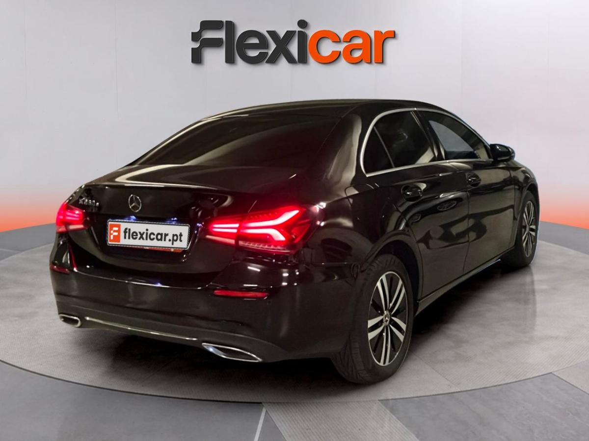 mercedes-benz-classe-a-2022-hibrido-a-gasolina-1332cc