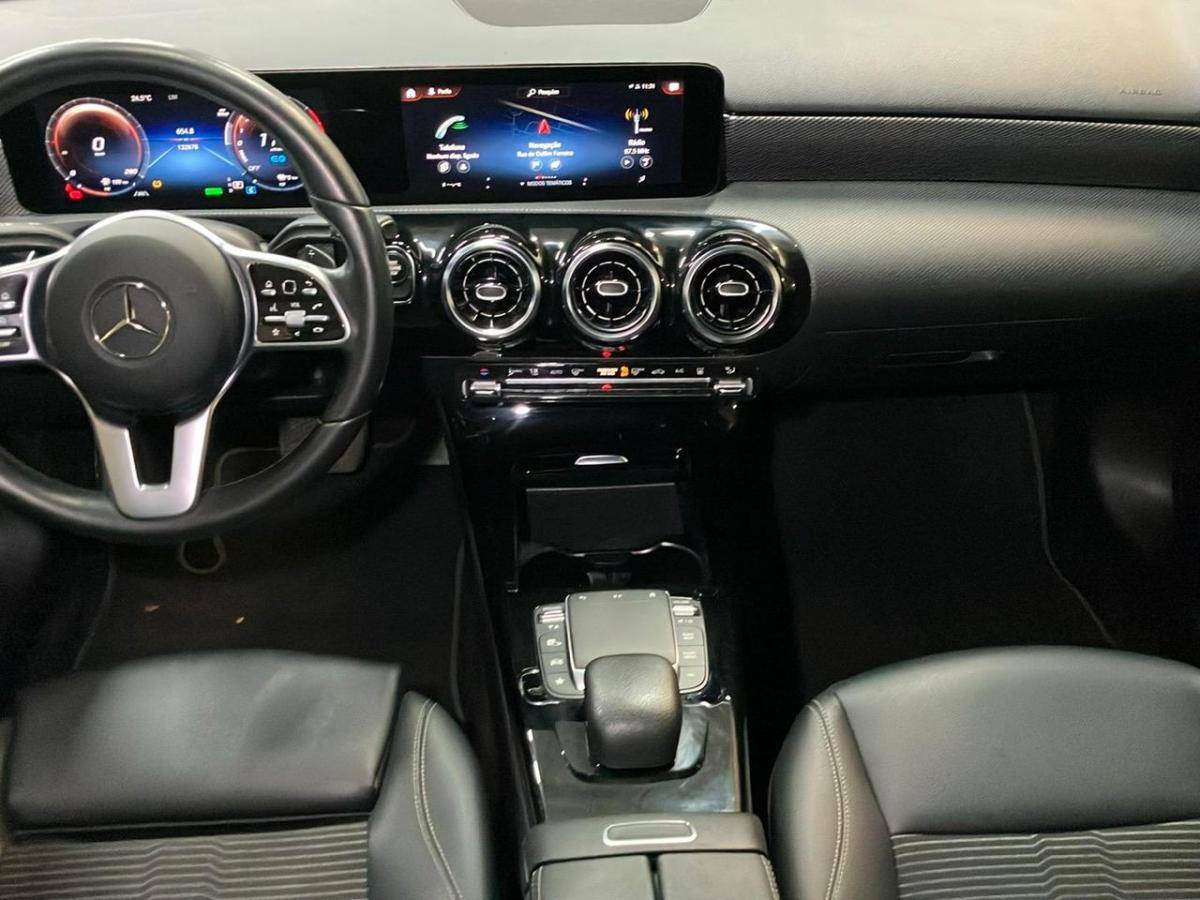 mercedes-benz-classe-a-2022-hibrido-a-gasolina-1332cc