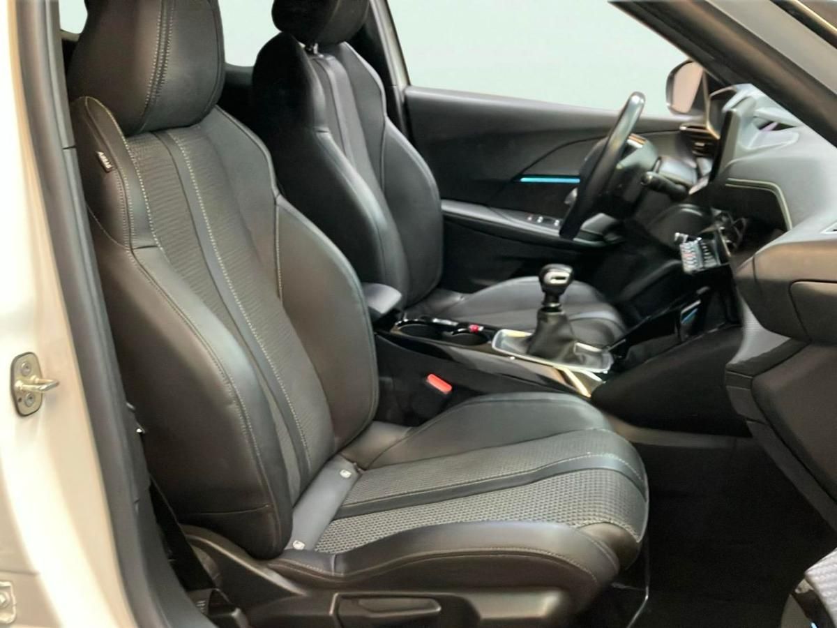 peugeot-2008-2021-gasolina-1199cc