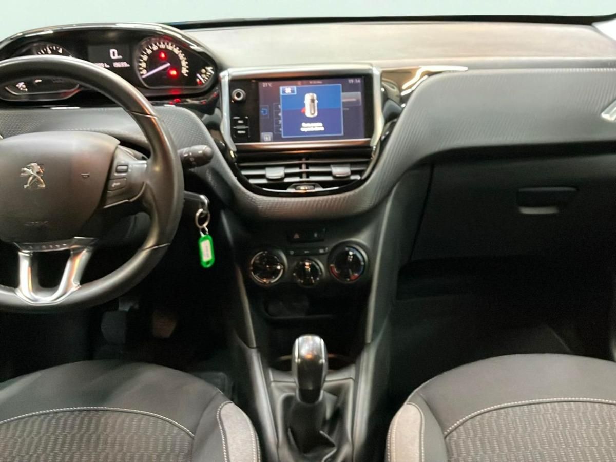 peugeot-208-2016-gasolina-1199cc