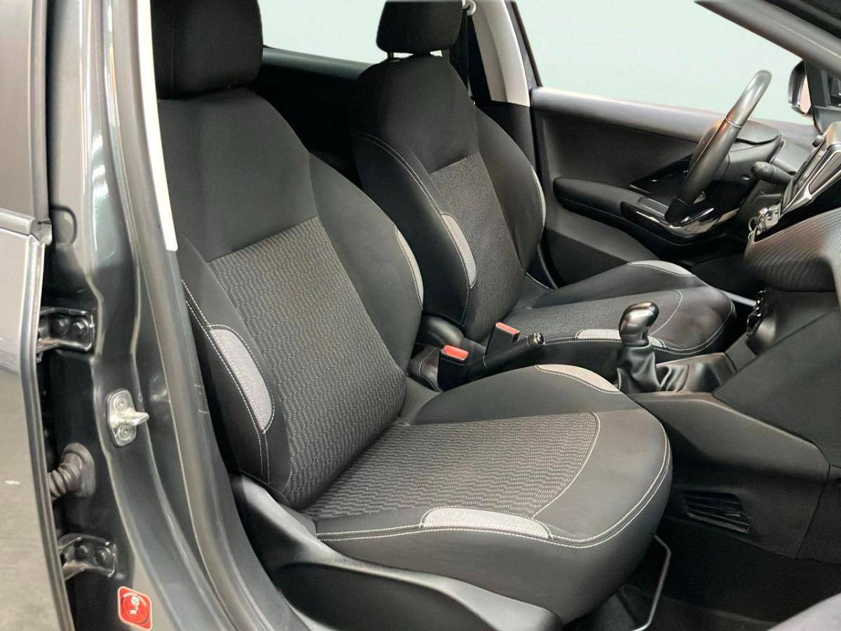 peugeot-208-2016-gasolina-1199cc