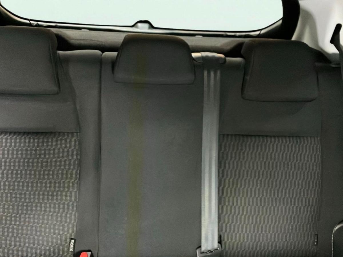 peugeot-208-2016-gasolina-1199cc