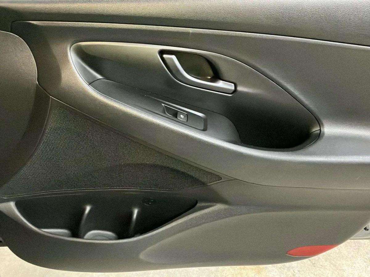 hyundai-i30-2019-gasolina-1998cc