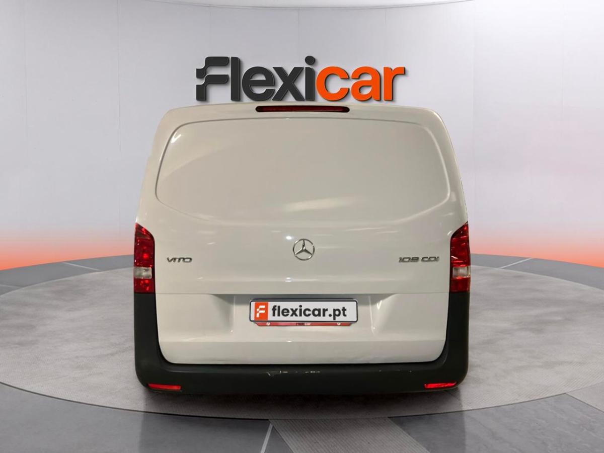mercedes-benz-vito-2019-diesel-1598cc
