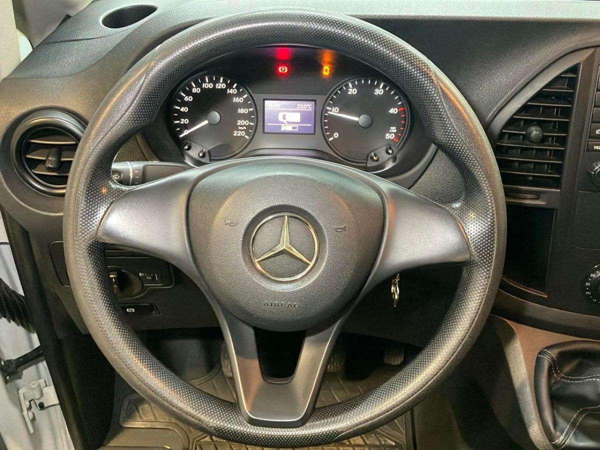 mercedes-benz-vito-2019-diesel-1598cc