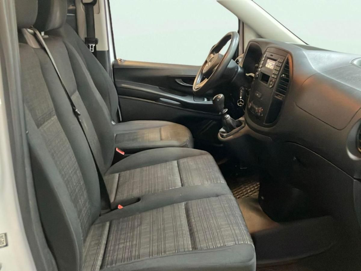 mercedes-benz-vito-2019-diesel-1598cc