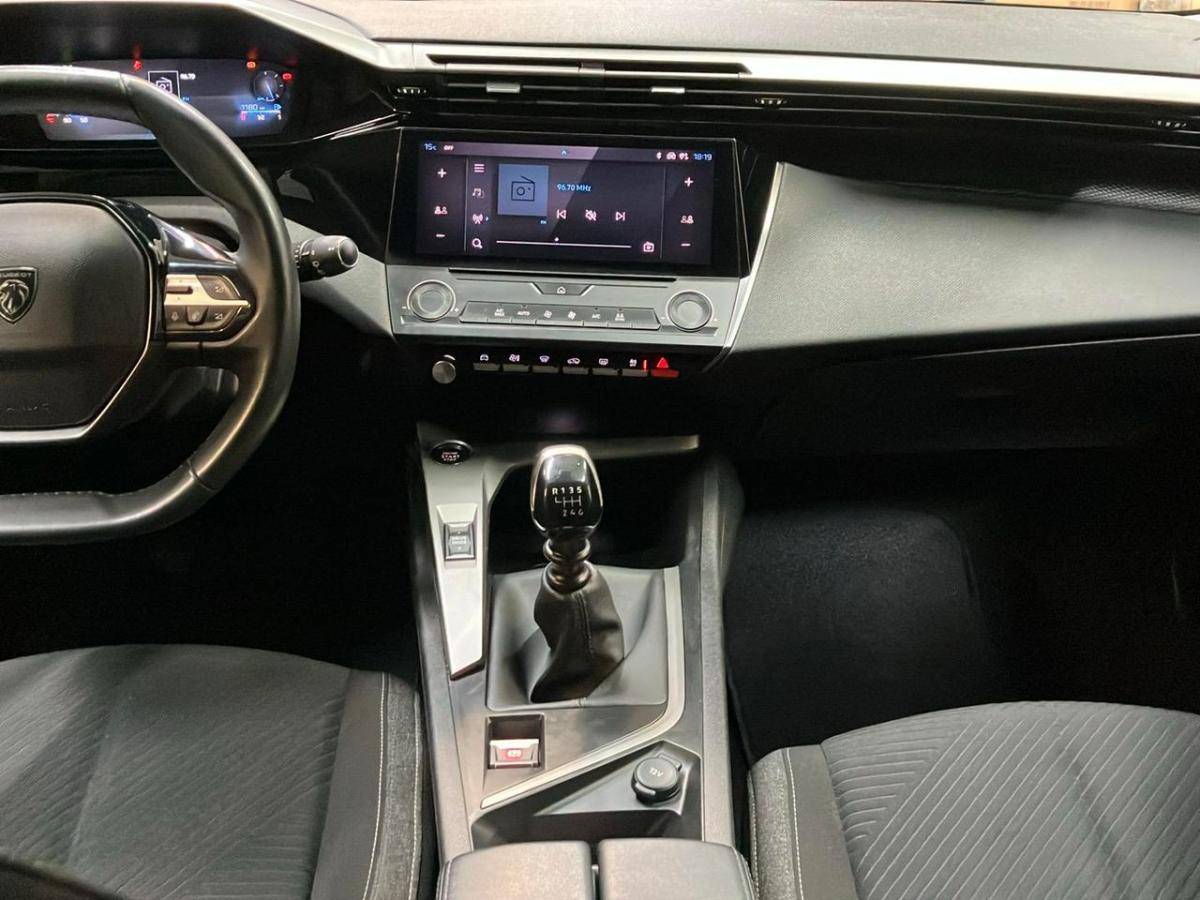 peugeot-308-2022-diesel-1499cc