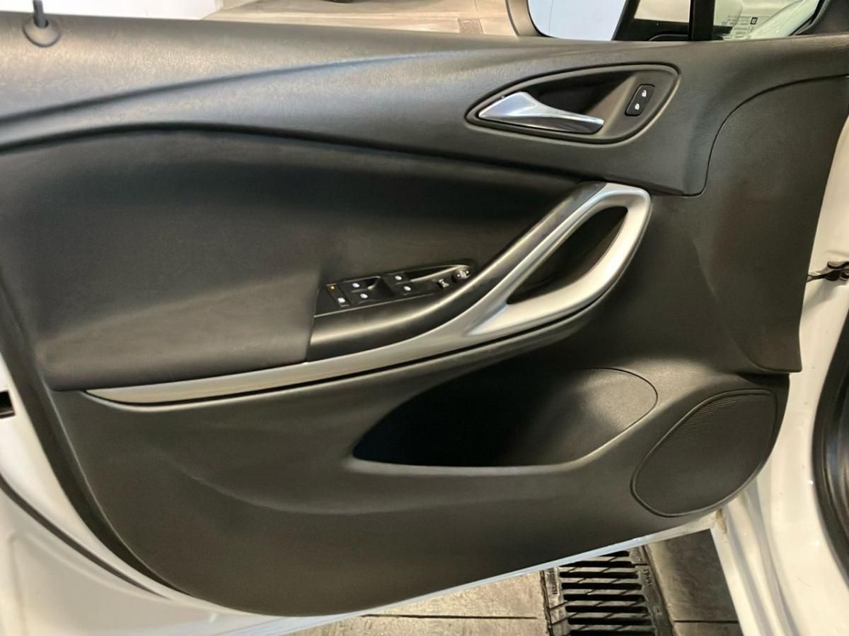 opel-astra-2017-gasolina-999cc