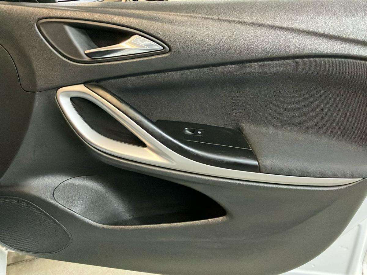 opel-astra-2017-gasolina-999cc