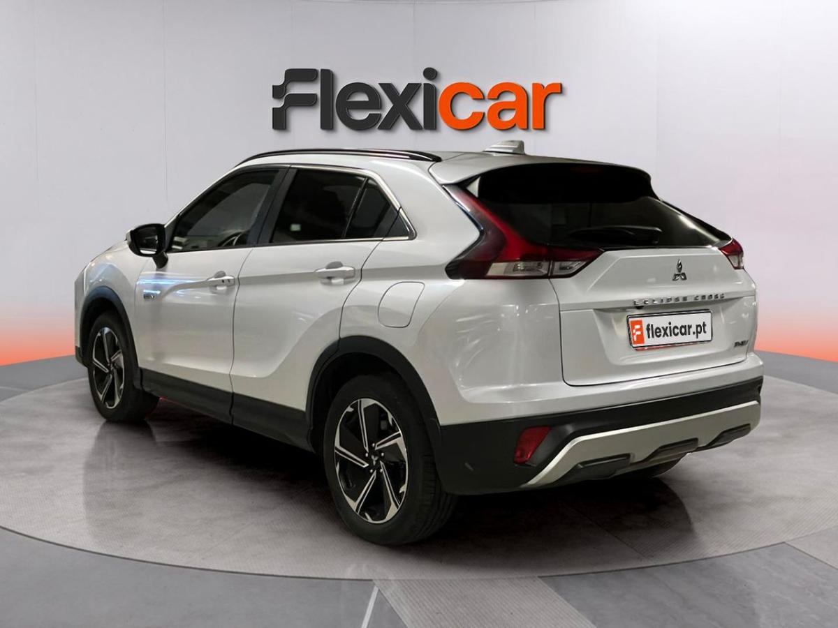 mitsubishi-eclipse-cross-2022-hibrido-a-gasolina-2360cc