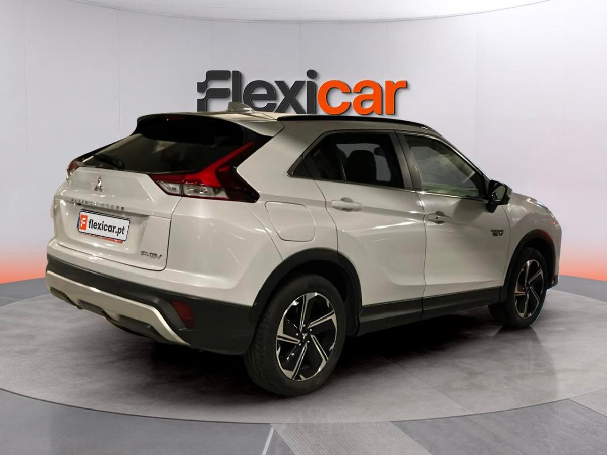 mitsubishi-eclipse-cross-2022-hibrido-a-gasolina-2360cc
